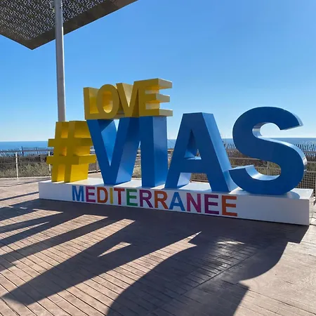 V0767 - - T4 Jardin Climatisation Solarium Menage Draps * ヴィア