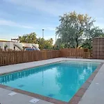 V0767 - - T4 Jardin Climatisation Solarium Ménage Draps Villa Vias