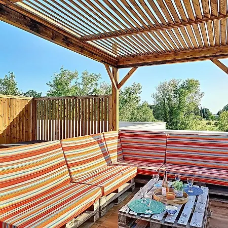 T4 Jardin Clim Solarium Pisc Menage Draps *